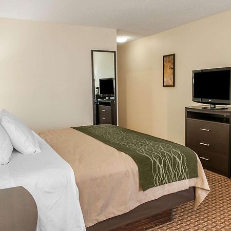 Comfort Inn & Suites Warsaw Near Us-30 Dış mekan fotoğraf