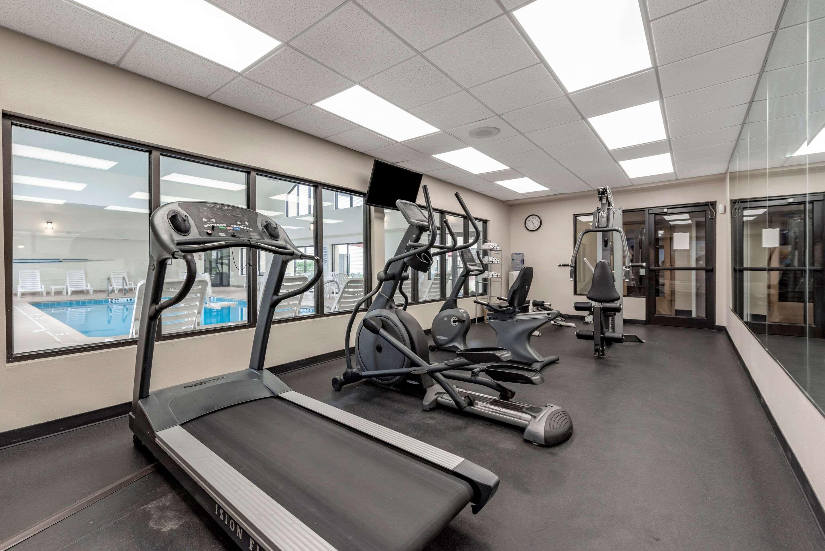 Comfort Inn & Suites Warsaw Near Us-30 Dış mekan fotoğraf